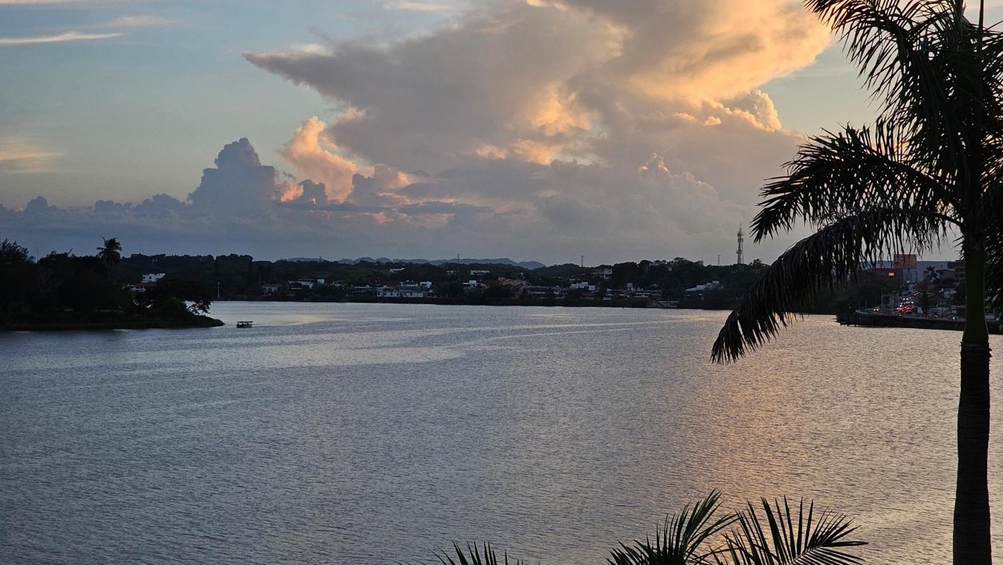 Best Western Riviera Tuxpan Tuxpan  Exterior photo